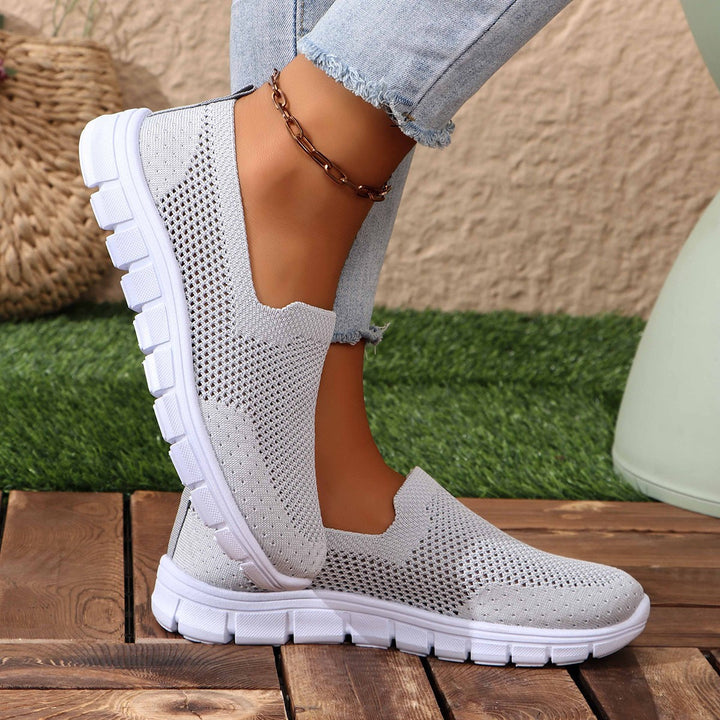Dame behagelige Slip-On sneakers med åndbart mesh-overmateriale og fleksibel sål Stilla