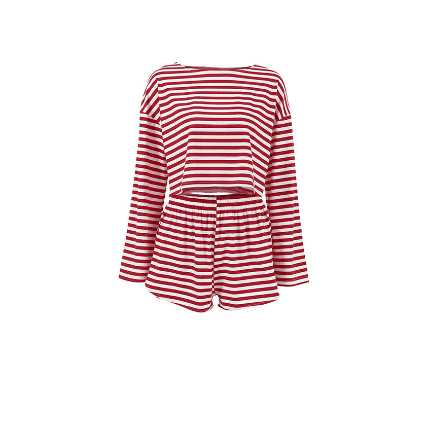Dame sæt bestående af stripet cropped top og shorts Stilla