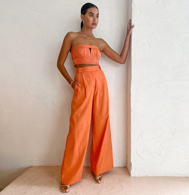 Dame bred High-Waist-bukser med elegant folderstruktur og flot fald Stilla