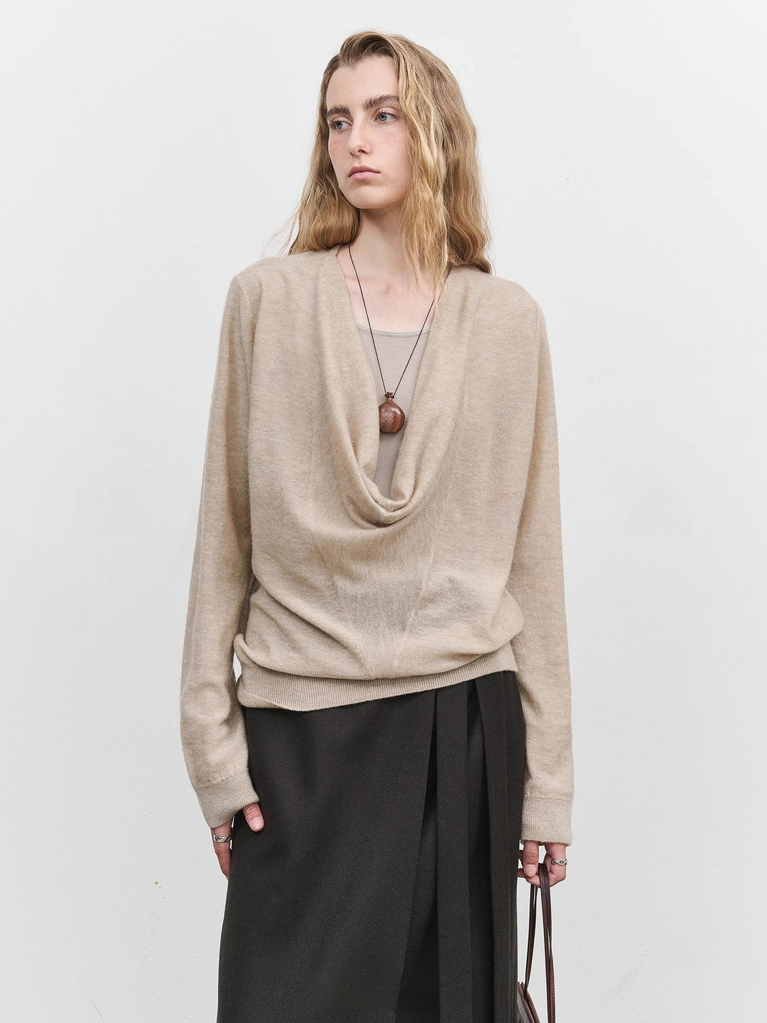 Dame afslappet turtleneck sweater lavet af højkvalitets finstrik Stilla