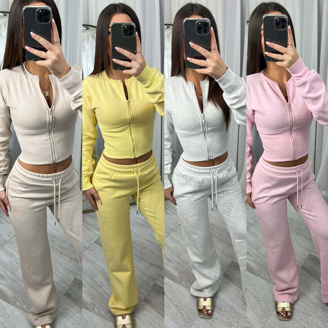 Damer sporty to-dels sæt med cropped zip pullover og komfortable joggers Skovae