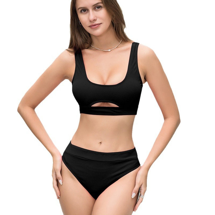 Dame Bikini-sæt med moderne cut-out og højt skårne bukser Stilla
