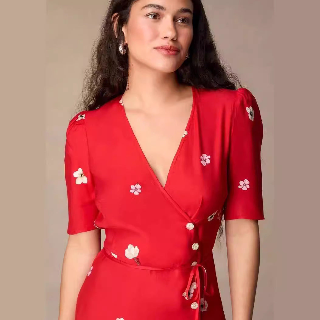 Dame omslagkjole med floral tryk og elegant V-hals Stilla