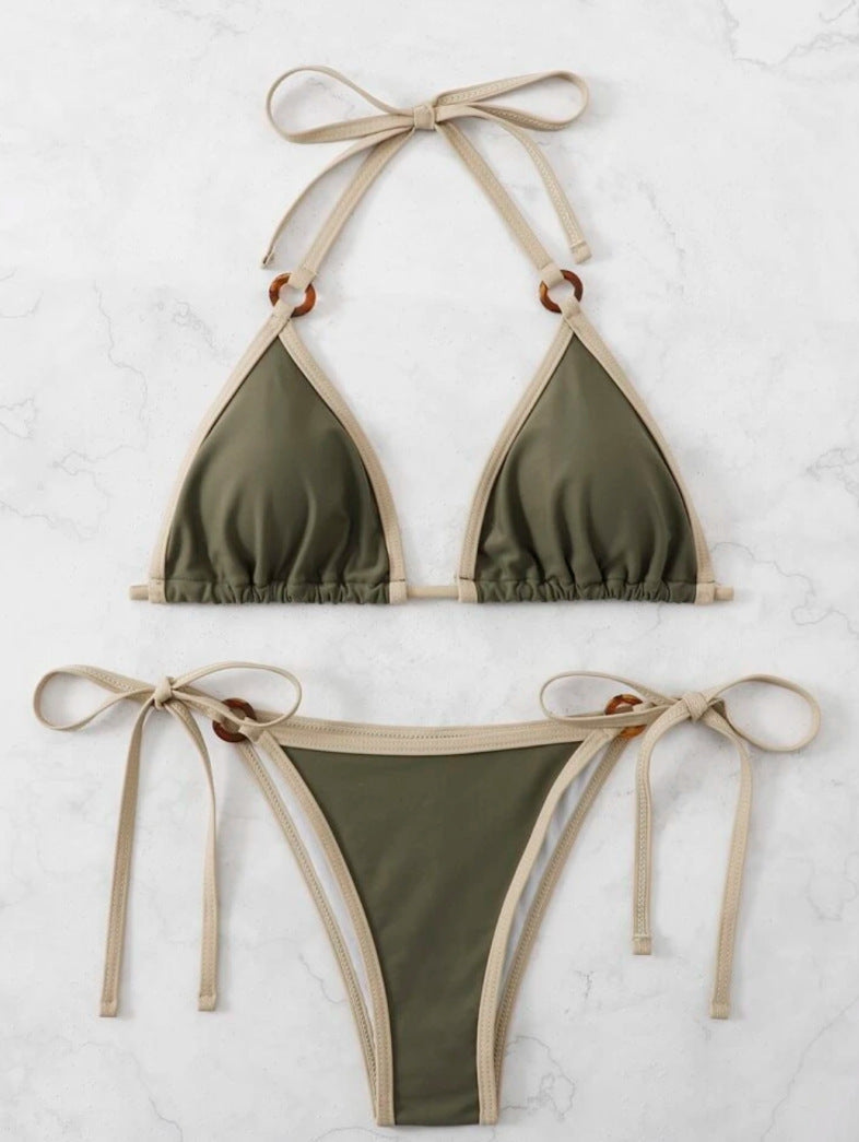 Dame triangel-bikini-sæt med justerbare bånd og fashionable accenter Stilla