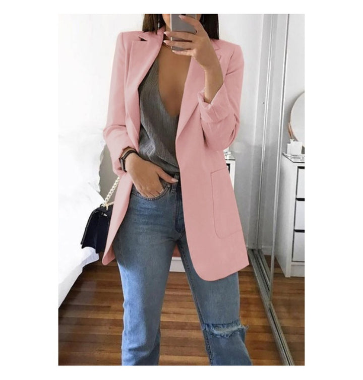 Dame elegant blazer med tætsiddende snit og praktiske lommer Skovae
