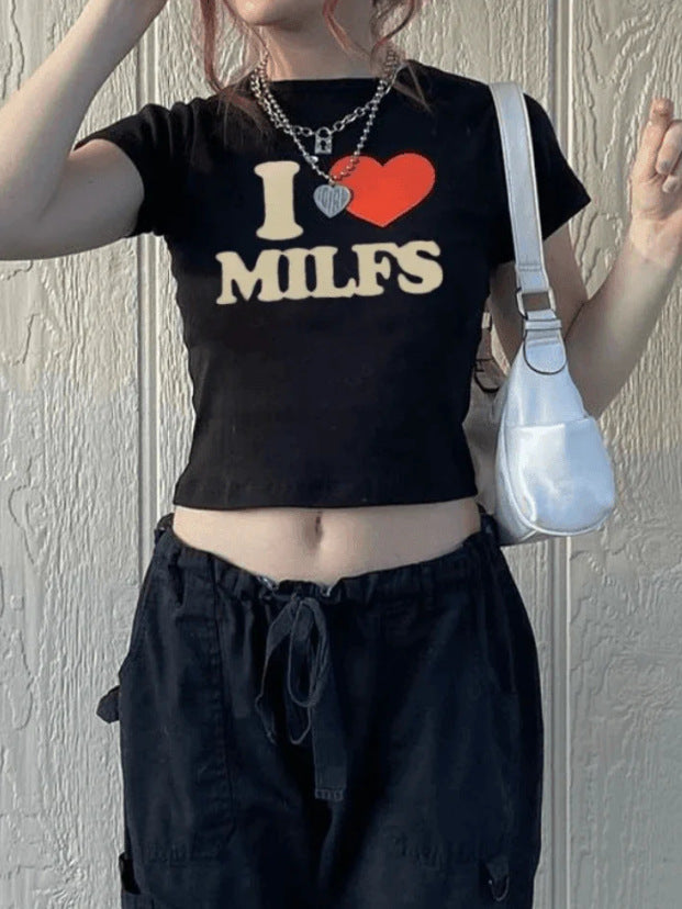 Dame crop top med blomstret grafisk print og tætsiddende pasform Skovae