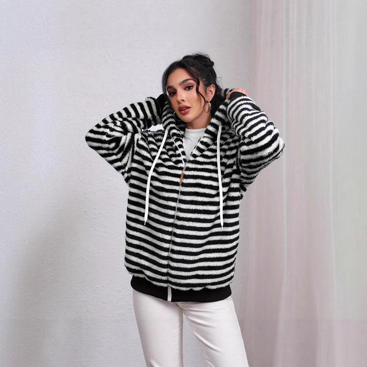Kvinders hyggelige cardigan med kontraststriber Stilla