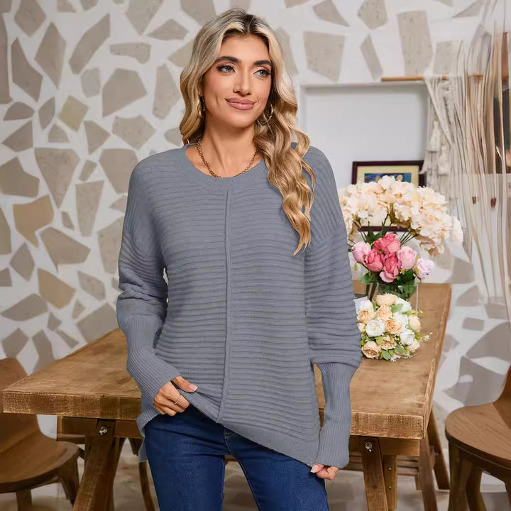 Kvindernes strikkede sweater med fin ribbet struktur og afslappet pasform Stilla