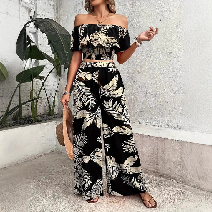 Dame To-delt Sommer-outfit med off-shoulder top og bred buksebund Stilla