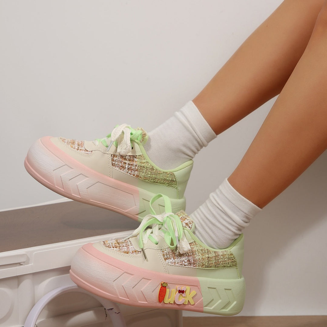 Dame plateausneakers med unik tekstilmix og trendy logo-detajle Stilla