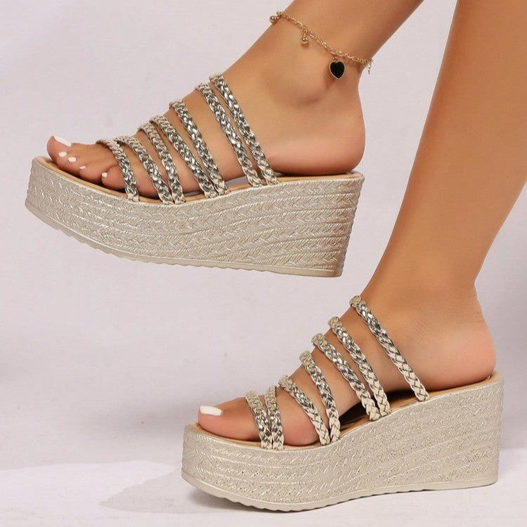 Dame Plateau-sandaler med flettet rem-detalje Stilla