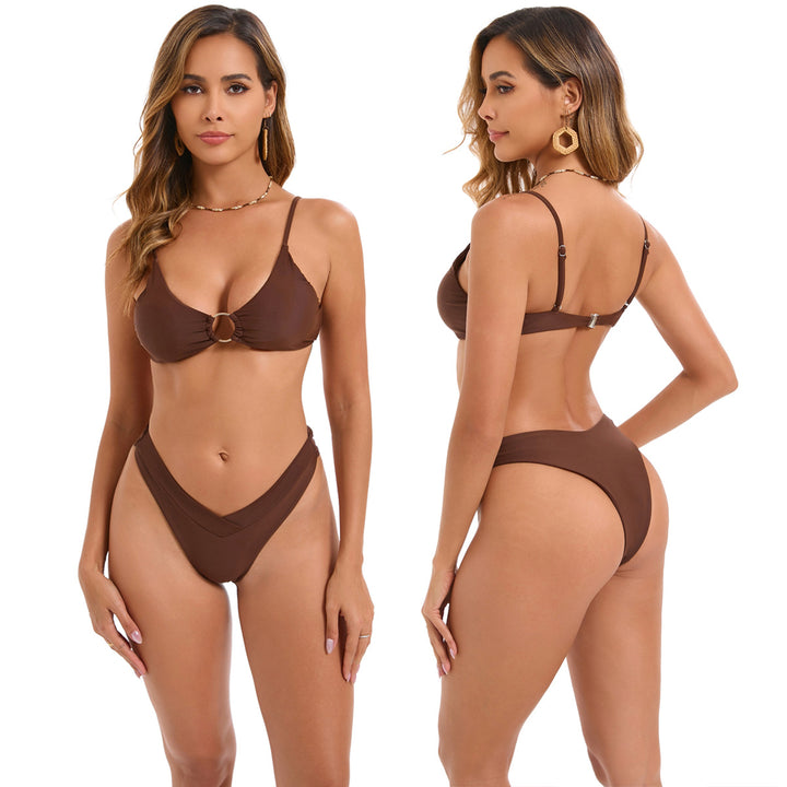 Dame Triangle-Bikini med moderne ringdetalje Skovae