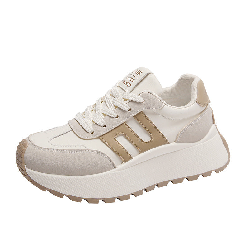 Dame sneakers i afslappet-modern stil med tyk profilsål og åndbart overmateriale Stilla