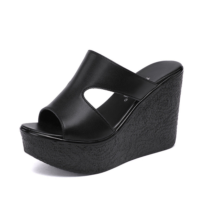 Dame Wedge-sandaler med moderigtigt cut-out-design og komfortabel sål Stilla