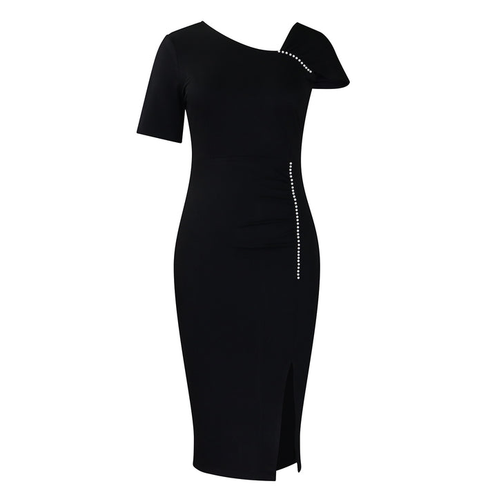 Dame figursyet kjole med asymmetrisk design og elegante accenter Stilla
