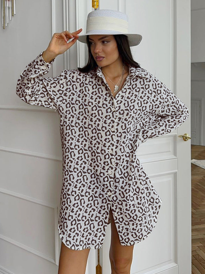 Dame Let overskorte med bindebånd og moderigtigt leopardmønster Stilla