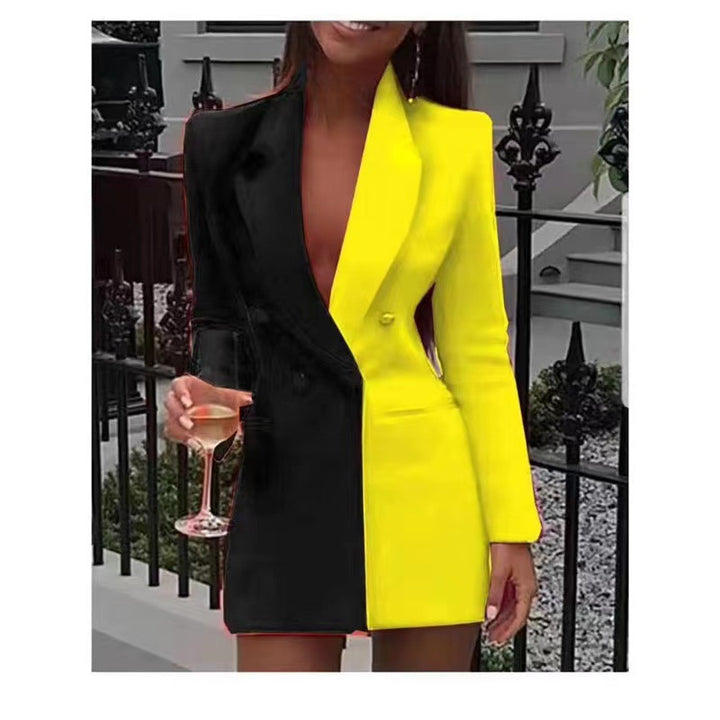 Dame Blazer-kjole med asymmetrisk farvedesign og dobbelt knaplukning Stilla