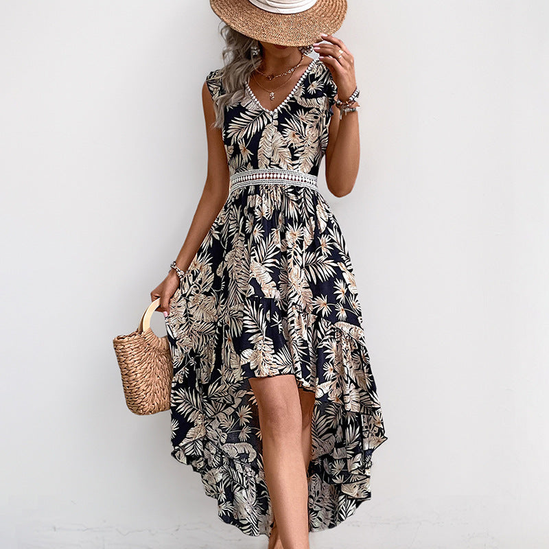 Femme High-Low Tropenprint Maxikjole med detaljeret talje Stilla
