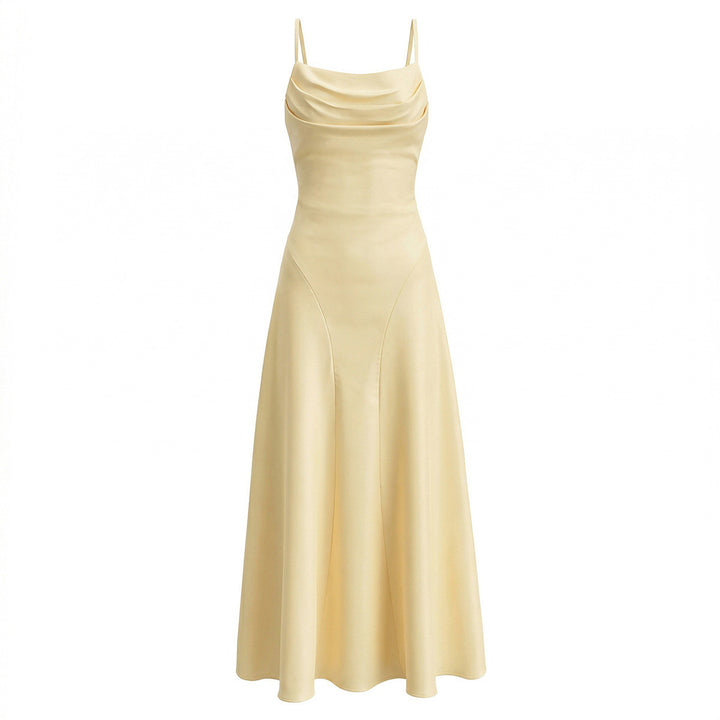 Dame Maxikjole med elegant drapering og fint satin-finish Skovae