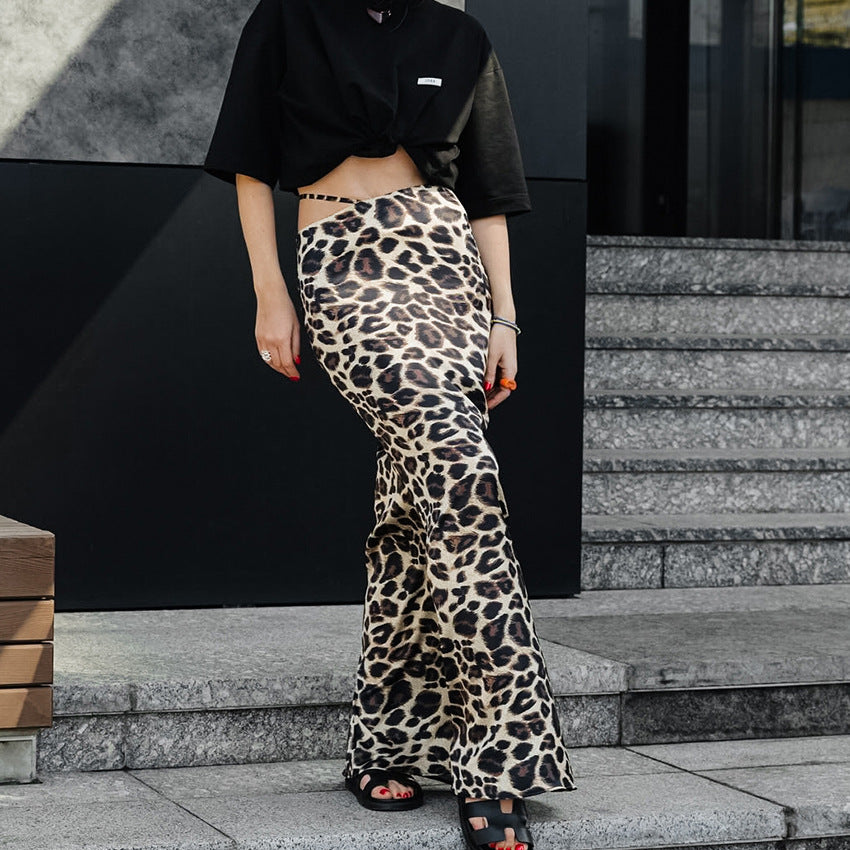 Dame Maxiskørt i trendy leopardmønster med flydende snit og høj talje Stilla