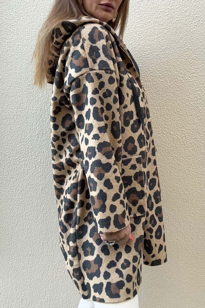 Dame hoodie med modetrend leopardmønster og praktische lommer Stilla