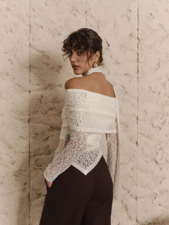 Dame Off-Shoulder Spidsetop med dekorativt Bånd Stilla
