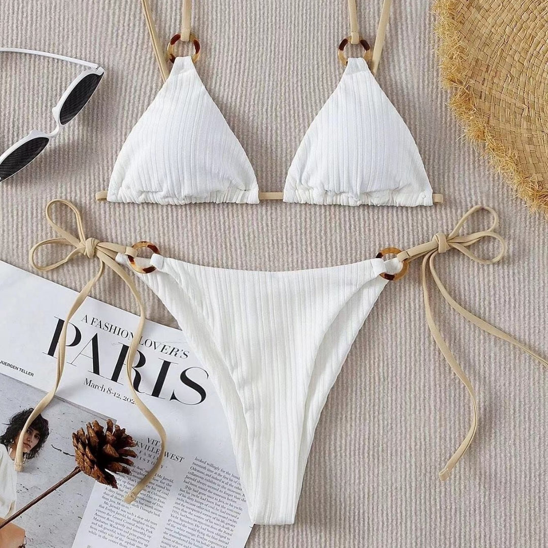 Dame bikini-sæt med justerbare stropper og fint ribbet materiale Stilla