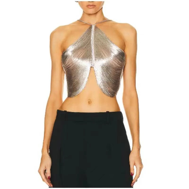 Dame Chic Aften top med spændende cut-outs og glitrende accenter Stilla