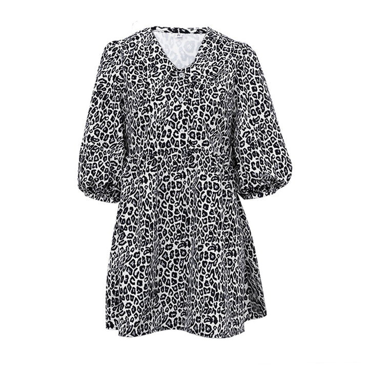Dame Oversized Leopardbluse med knapdetaljer og ballonærmer Stilla