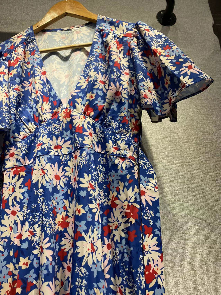 Dame Maxikjole med charmerende blomster mønster og elegant V-udskæring Stilla