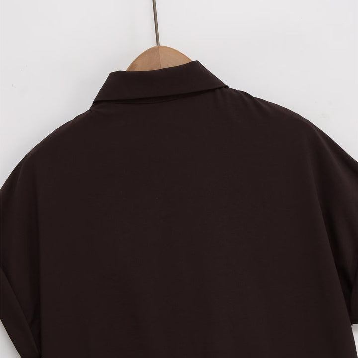 Dame kortærmet bluse med knudedetalje og elegant snit Skovae