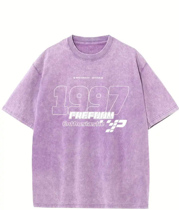 Dame T-shirt med afslappet oversized-snit og moderne grafisk design Stilla