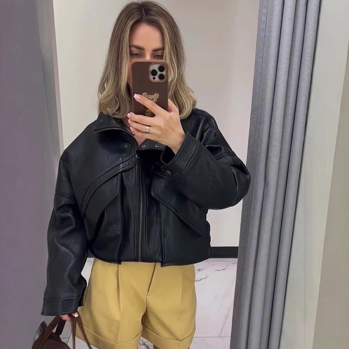 Dame Oversized Kunstlæderjakke med dekorative detaljer Stilla