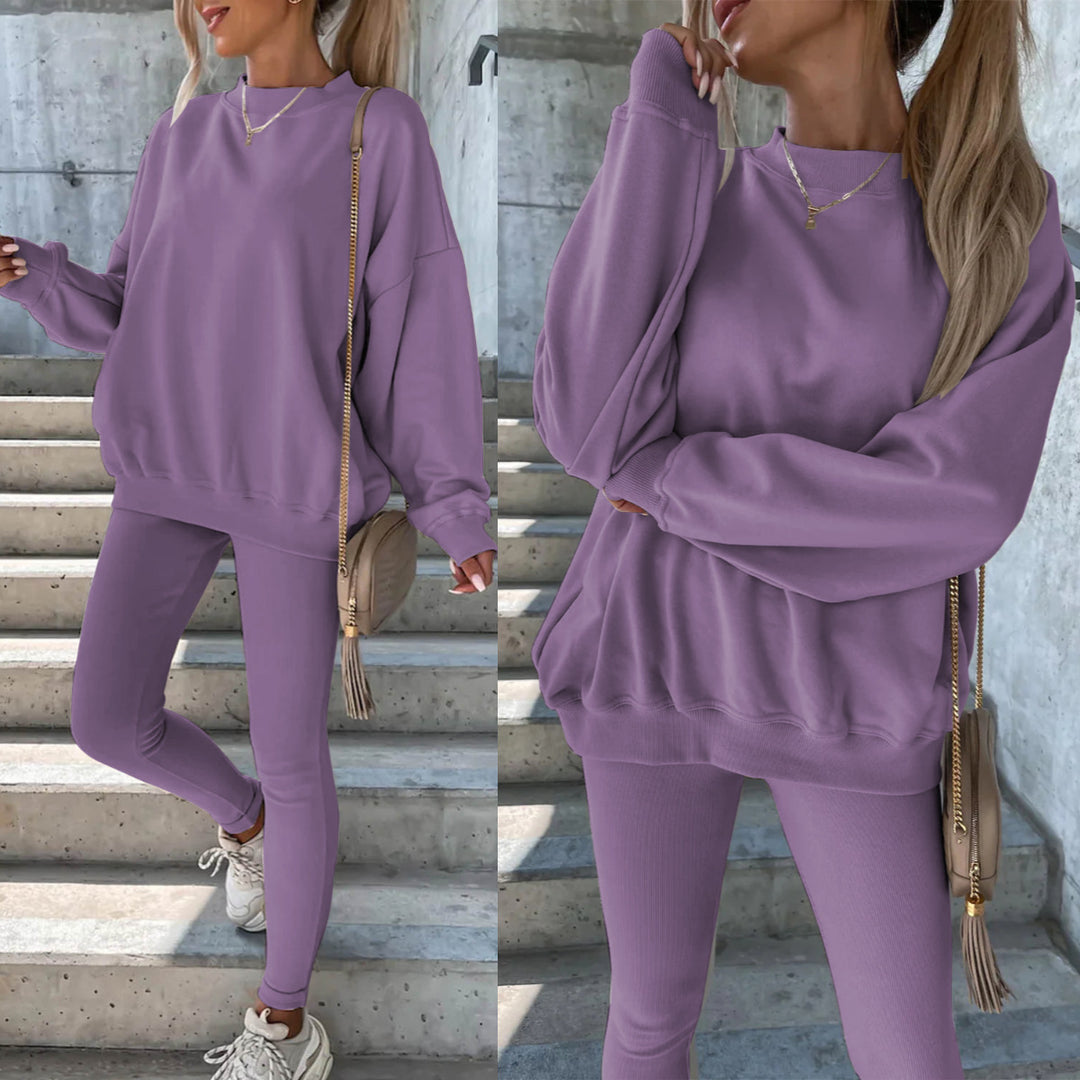 Kvinders sporty fritidssæt med afslappet oversized sweatshirt og tætsiddende leggings Skovae