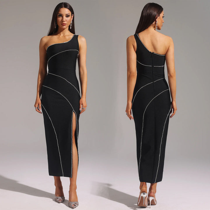 Dame Elegant One-Shoulder Midikjole med raffinerede kontrastsømme og høj slids Stilla