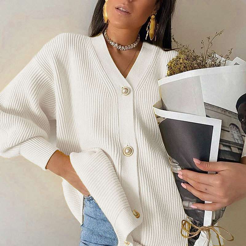 Femme Relaxed Fit Button-Up Cardigan Stilla