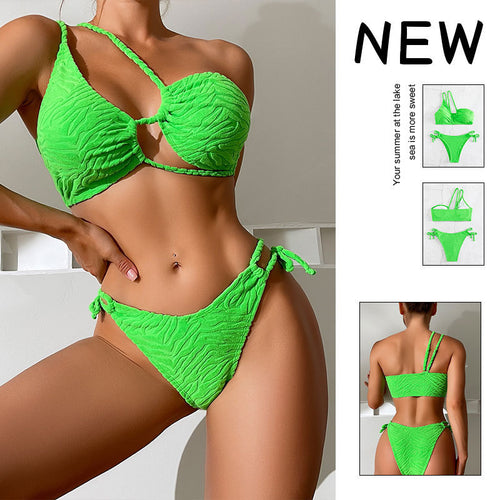 Dame triangle bikini med innovativt ruffle design og justerbare stropper Skovae
