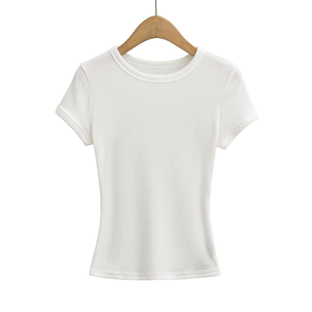 Dame Basic T-shirt med elastisk pasform og rundhalsetud Stilla
