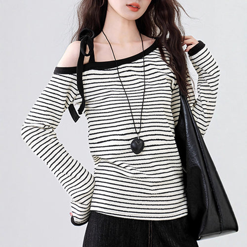 Damer Off-Shoulder Top med Moderne Stribet Design Stilla
