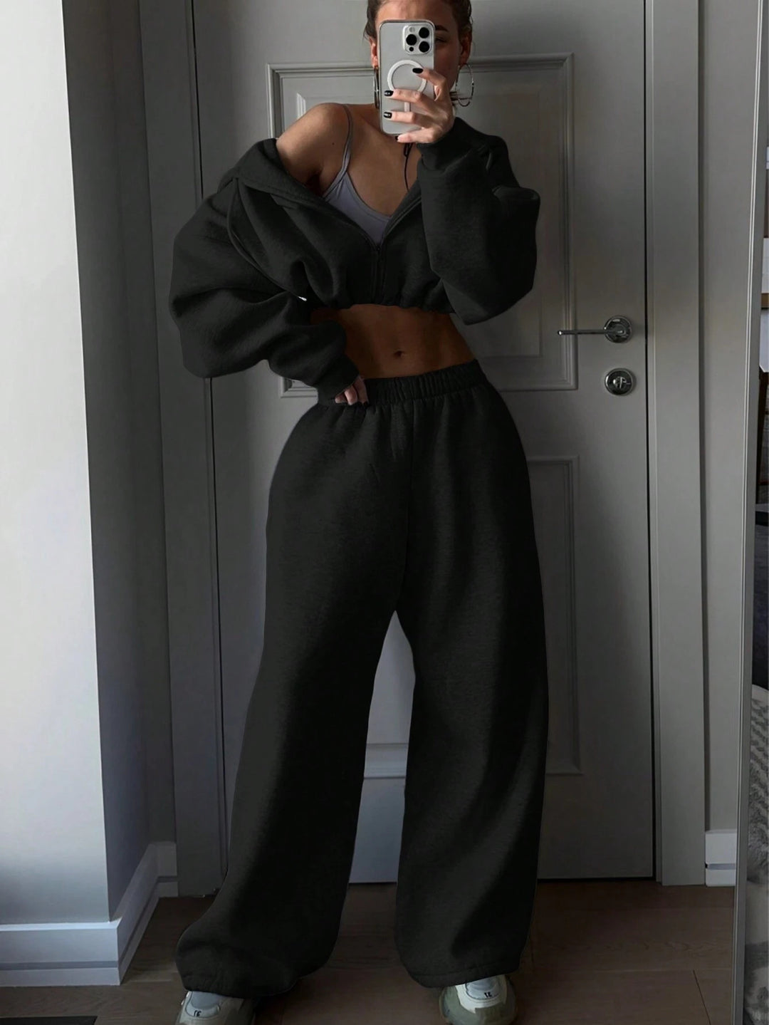 Kvindernes cropped fleece hoodie og casual joggers sæt Skovae