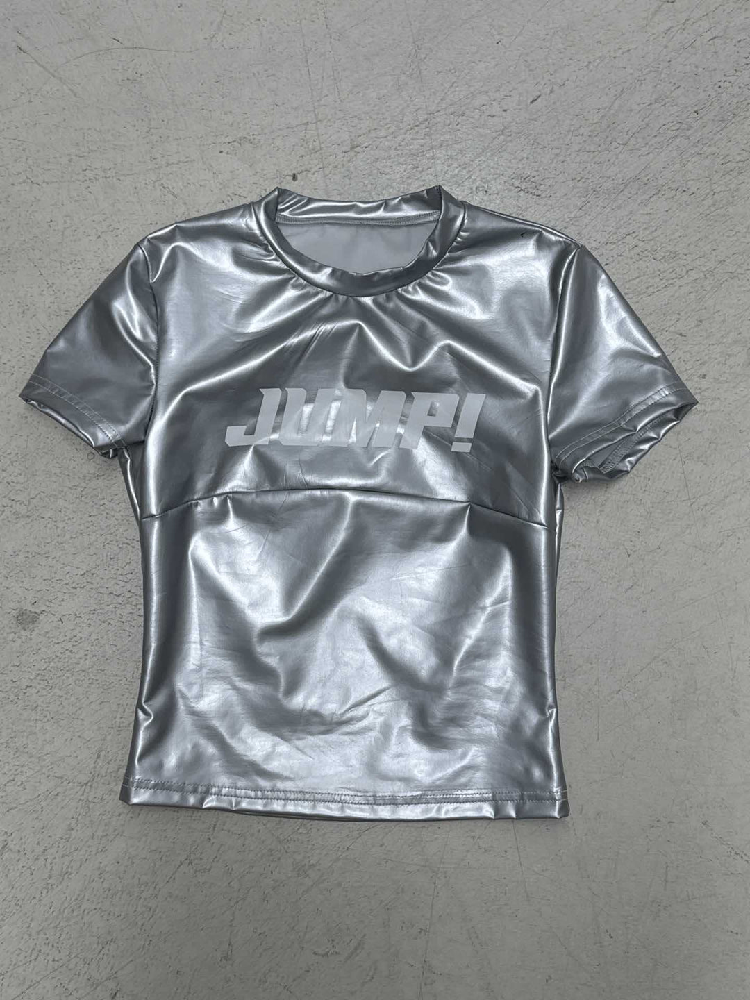 Damer sports T-shirt lavet af skinnende materiale Skovae