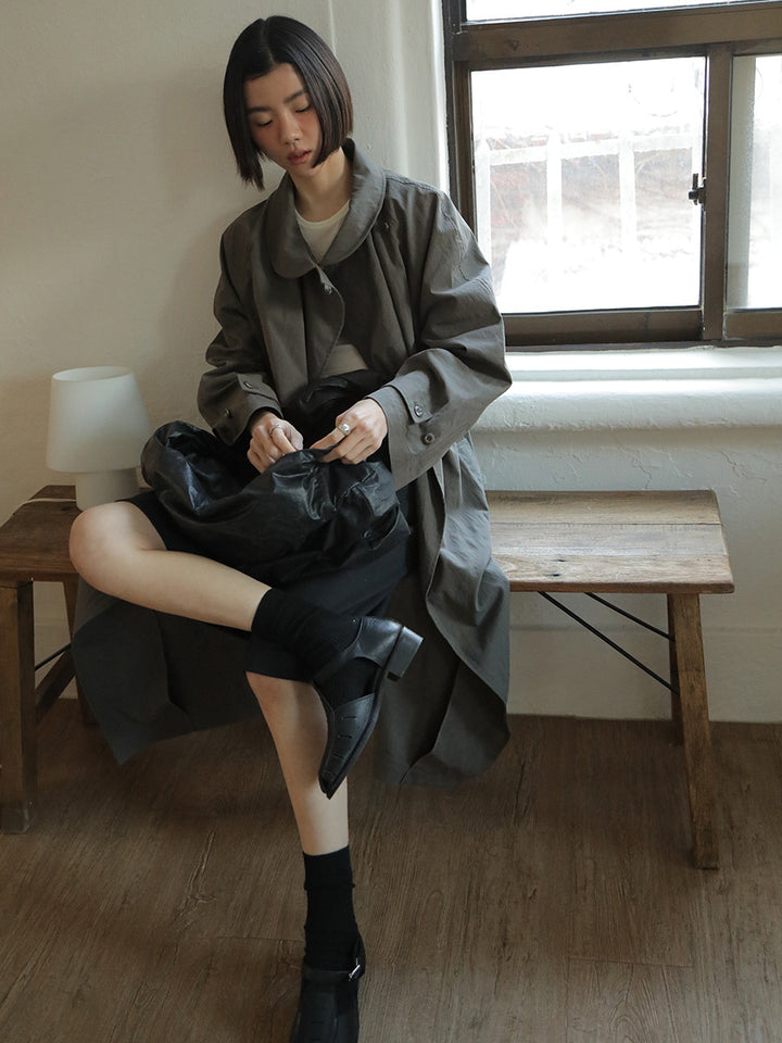 Dame elegant trenchcoat med høj hals og praktiske lommer Stilla
