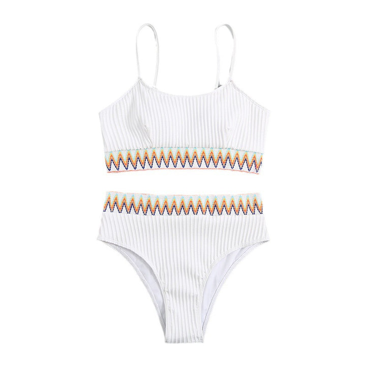 Dame Bikini-sæt med modedesign i rib og legende zigzag-accenter Stilla