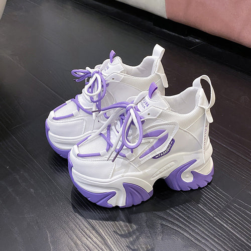 Dame nan klodset plateau-sneaker med skulpturel profilsål Skovae
