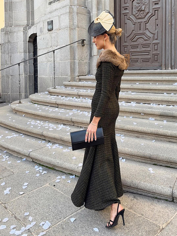 Dame Elegant Maxi-kjole med smart cashmere-krave og svingende søm Stilla