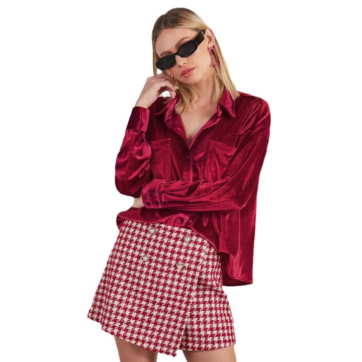 Dame elegant veloursbluse med klassiske lommer og fashionable detaljer Stilla