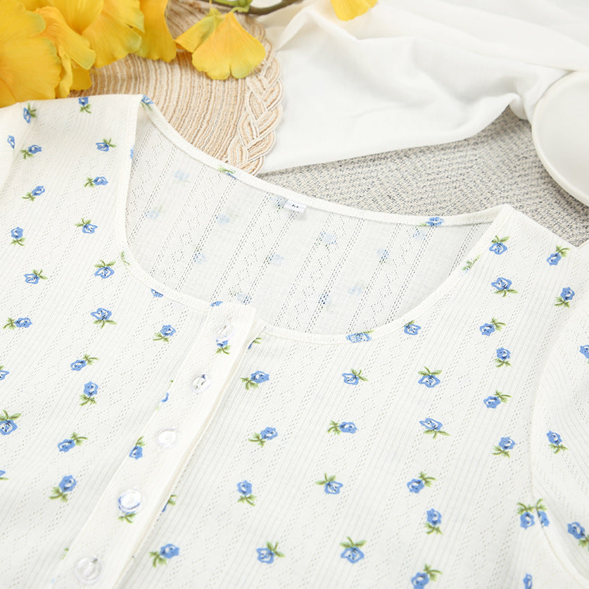 Dame Pyjamasæt med fine blomster mønstre og komfortabel pasform Stilla