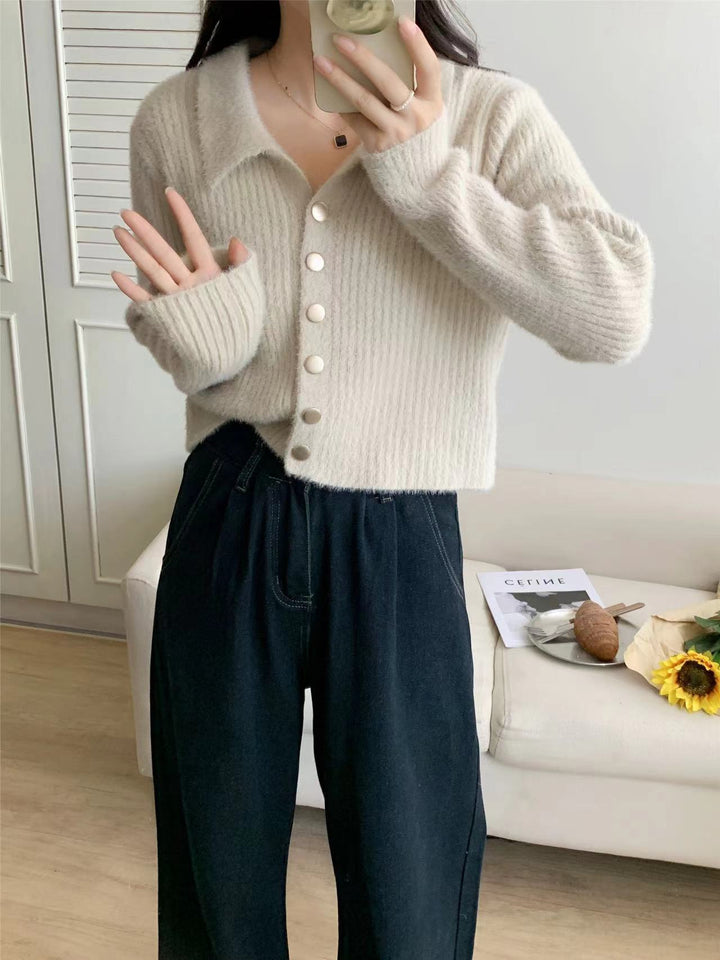Kvinders cardigan med knapdesign og blødt materiale Stilla