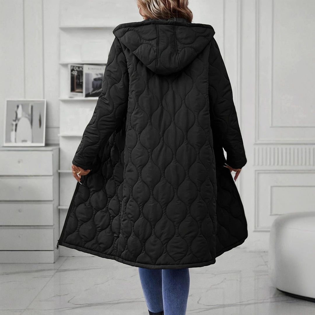 Dame hættejakke med elegant quilting og lange ærmer Stilla