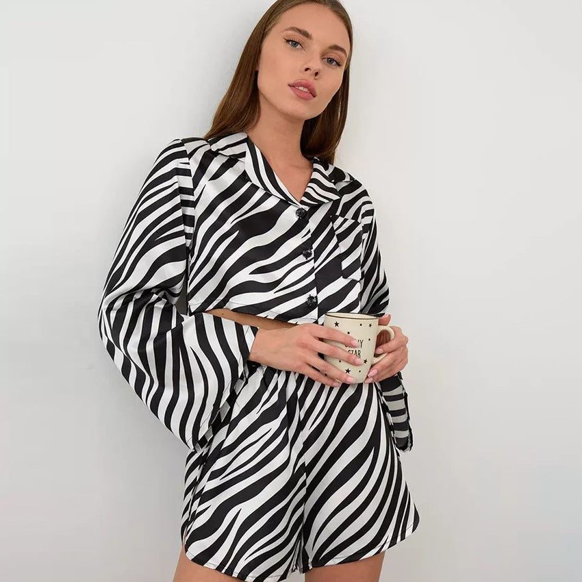 Damer satin pyjamasæt med zebra-print og løs pasform Stilla